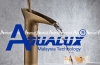 VÒI LAVABO NÓNG LẠNH GIẢ CỔ AQHT010LDP