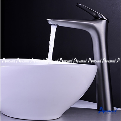 VÒI LAVABO NÓNG LẠNH AQKT335C